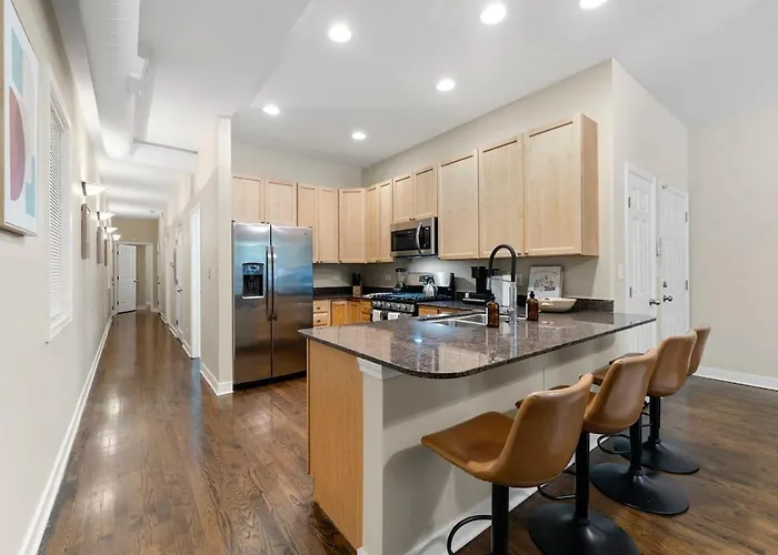Medical District 2br With Jacuzzi & Parking Appartamento